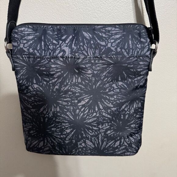 Baggallini Go bagg crossbody in midnight blossom - Picture 2 of 6